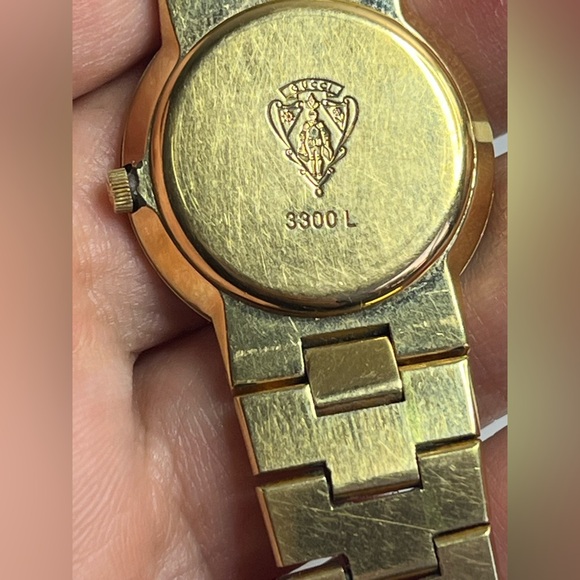 GUCCI 3300L gold plated CHAMPAGNE DIAL ladies watch - Picture 14 of 16